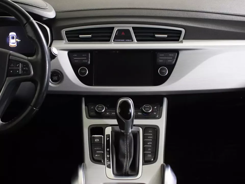 Geely Atlas, фото №13
