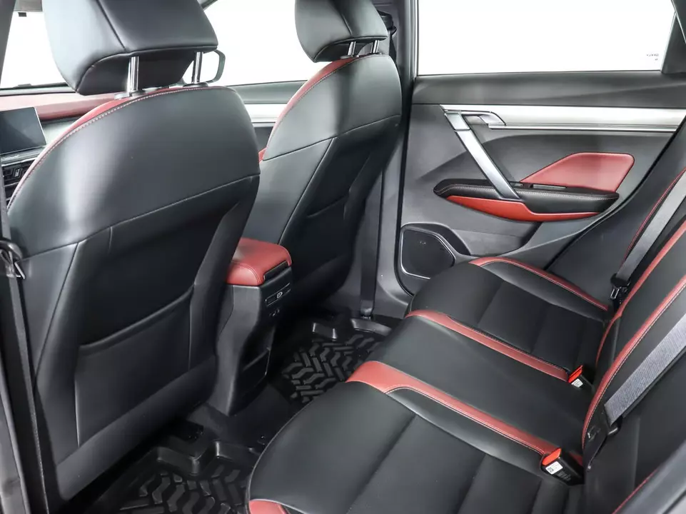 Geely Coolray, фото №14