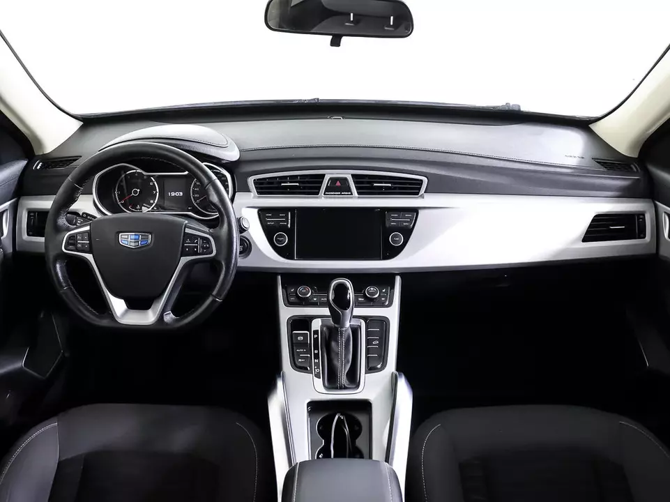 Geely Atlas, фото №14