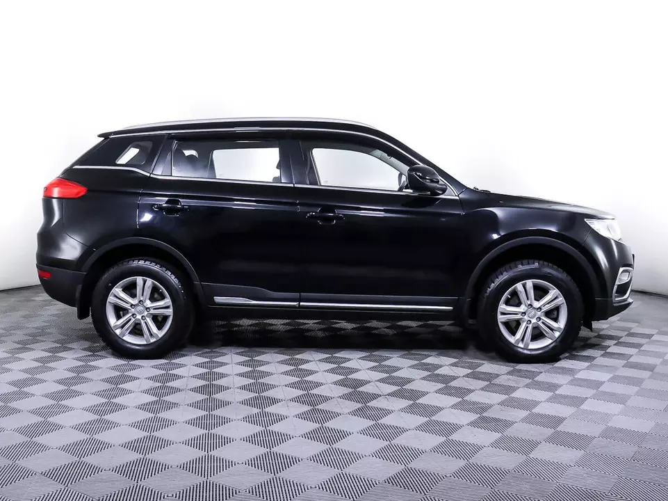 Geely Atlas, фото №4