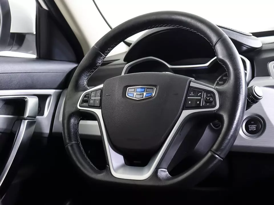 Geely Atlas, фото №17