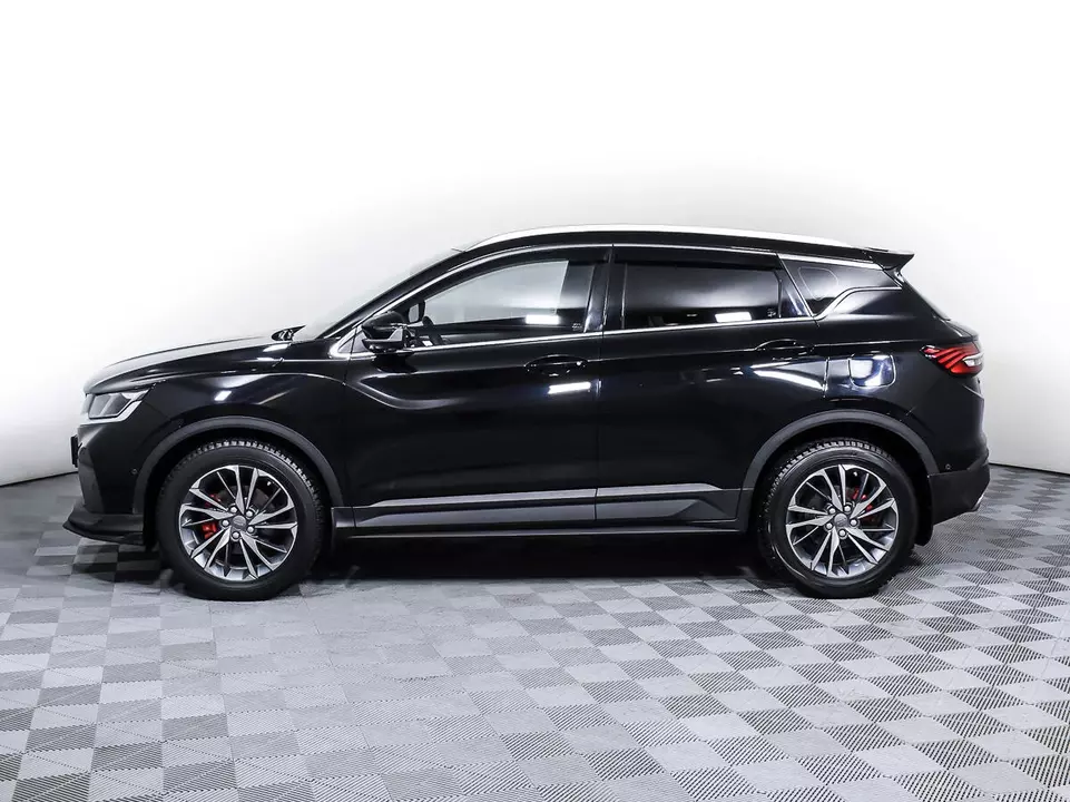 Geely Coolray, фото №8