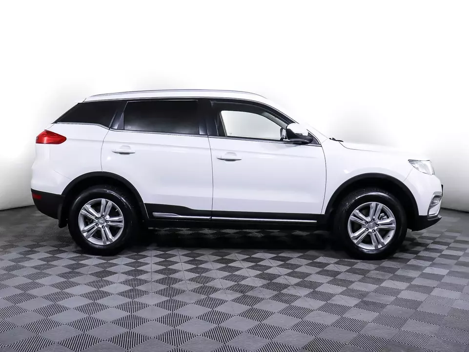 Geely Atlas, фото №4