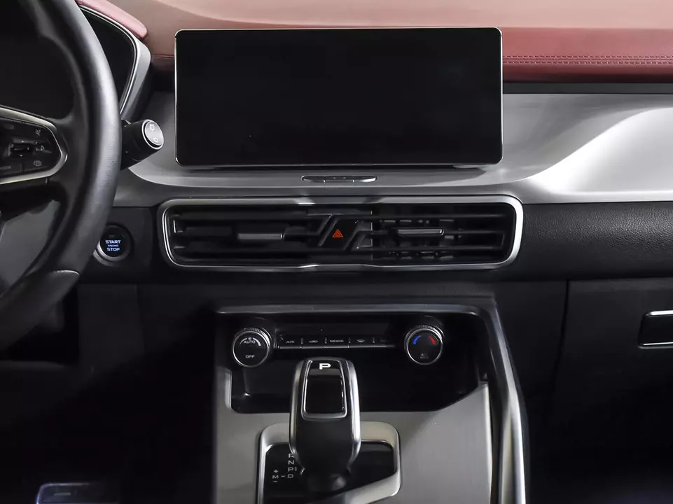 Geely Coolray, фото №15