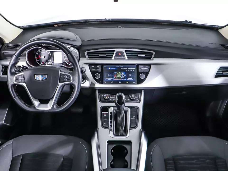 Geely Atlas, фото №13