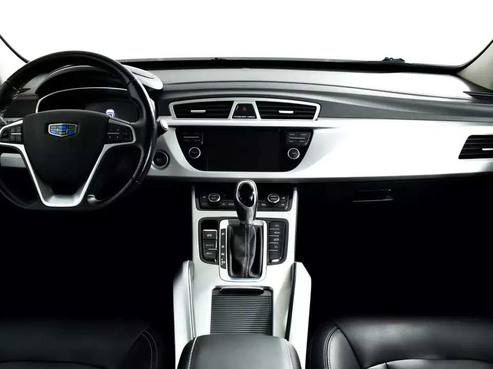 Geely Atlas, фото №11