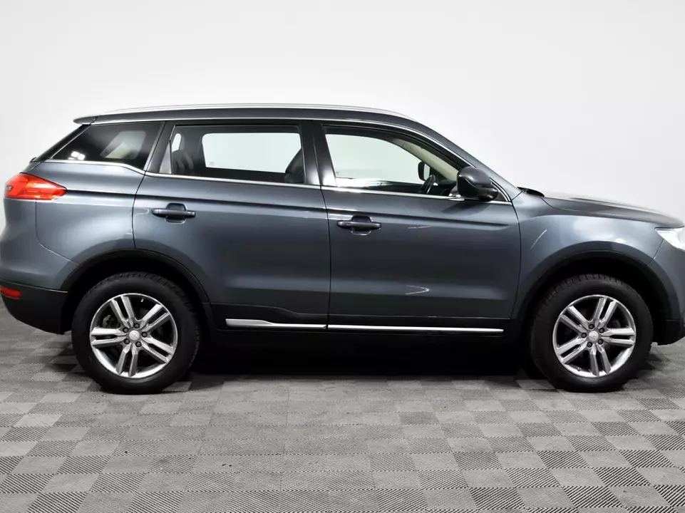 Geely Atlas, фото №4