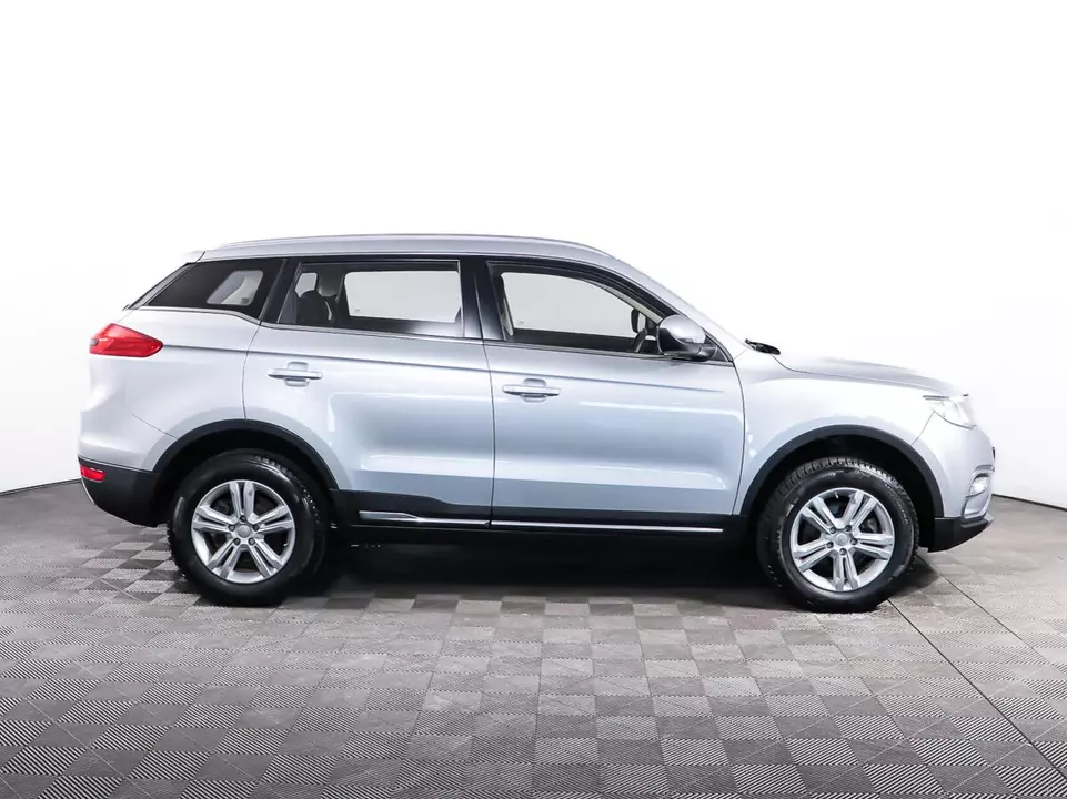 Geely Atlas, фото №4